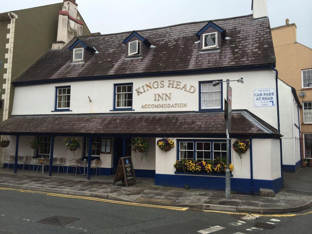 The Kings Head Inn 랸도베리 외부 사진